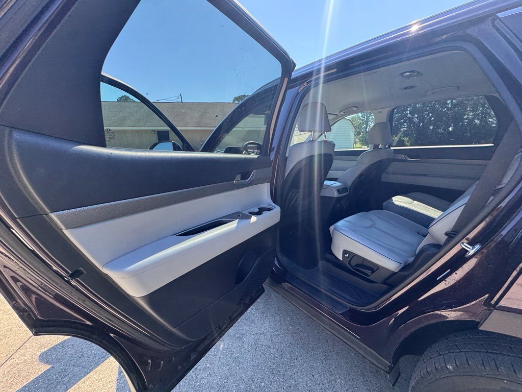 Used 2025 Hyundai Palisade SEL AWD/4WD image 12