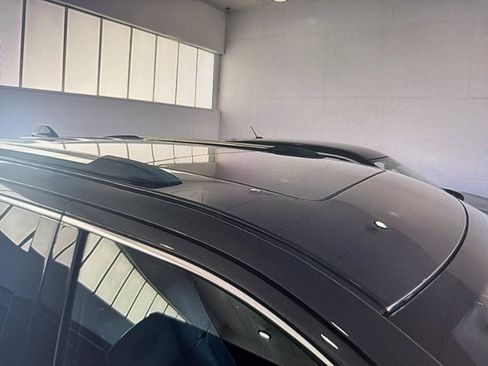 Used 2018 Jeep Grand Cherokee Overland w/ Jeep Active Safety Group image 12