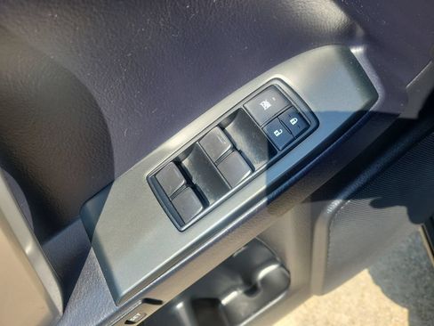 Used 2023 Lexus GX 460 Premium w/ Accessory Package AWD/4WD image 14