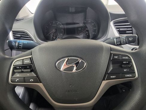 Used 2022 Hyundai Accent SE FWD image 19