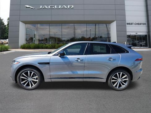 Used 2025 Jaguar F-PACE R-Dynamic S AWD/4WD image 5