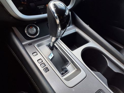 Used 2023 Nissan Murano SV image 18