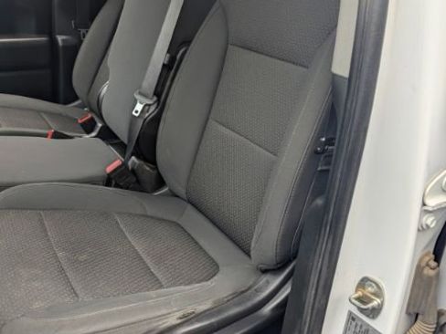 Used 2020 Chevrolet Silverado 2500 Custom w/ Custom Value Package image 15