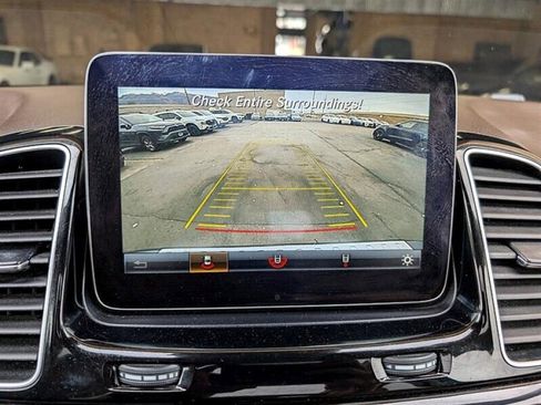 Used 2017 Mercedes-Benz GLE 350 4MATIC image 24