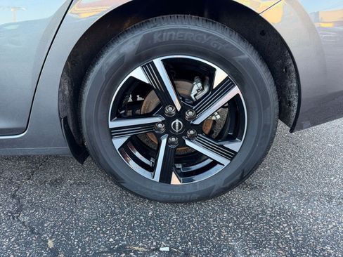 Used 2025 Nissan Sentra SV image 28