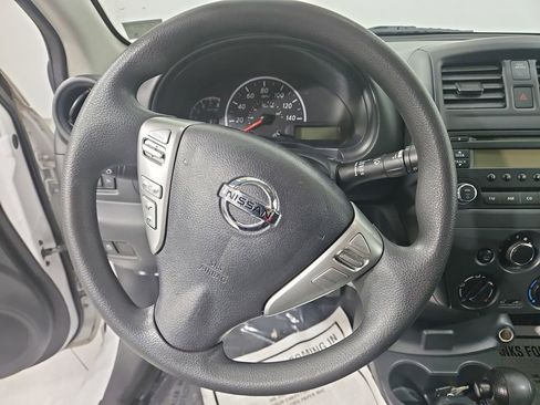 Used 2018 Nissan Versa S Plus image 15