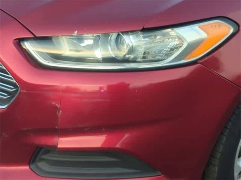 Used 2014 Ford Fusion SE image 11