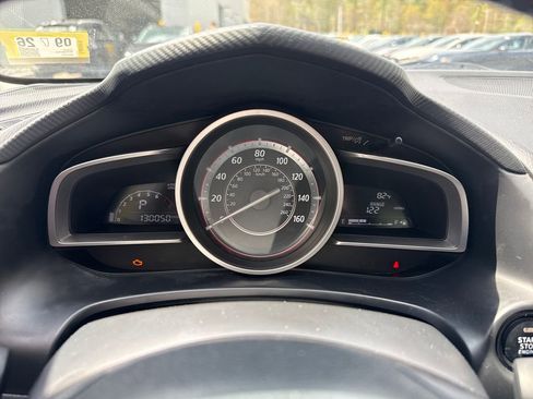 Used 2016 MAZDA MAZDA3 i Touring FWD image 9