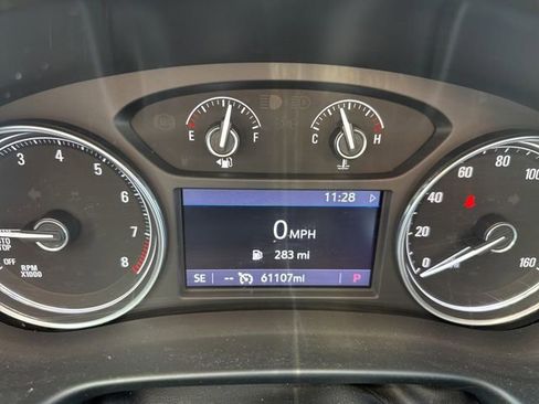 Used 2022 Buick Enclave Essence FWD image 8