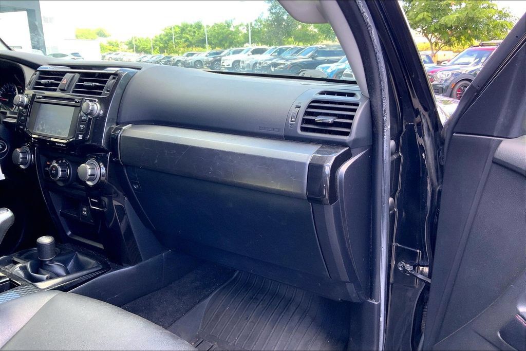 Used 2018 Toyota 4Runner TRD Pro AWD/4WD image 14