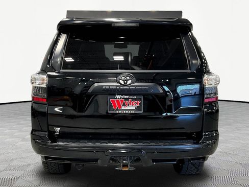 Used 2014 Toyota 4Runner Limited AWD/4WD image 5