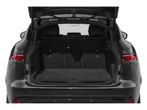 Used 2025 Jaguar F-PACE R-Dynamic S AWD/4WD image 11