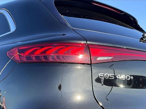 Used 2023 Mercedes-Benz EQS 450+ SUV w/ Exclusive Trim Package image 25