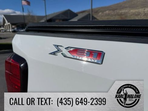 Used 2023 GMC Sierra 1500 SLT w/ SLT Convenience Package AWD/4WD image 11