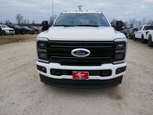 New 2026 Ford F250 Platinum image 9