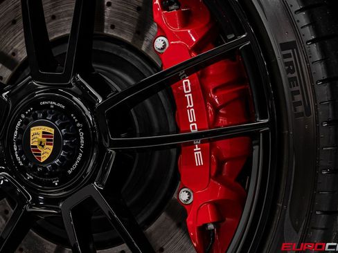 Used 2024 Porsche 911 Carrera GTS w/ Premium Package image 21