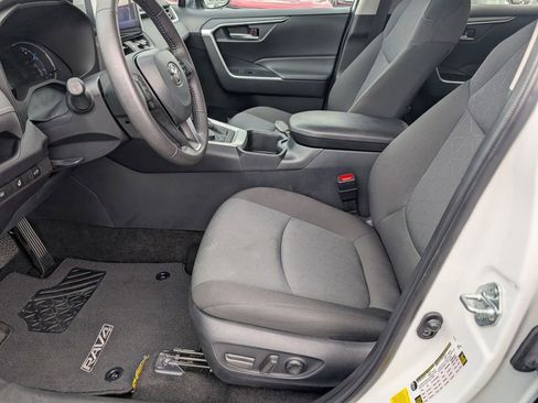 Used 2024 Toyota RAV4 XLE w/ Convenience Package image 13