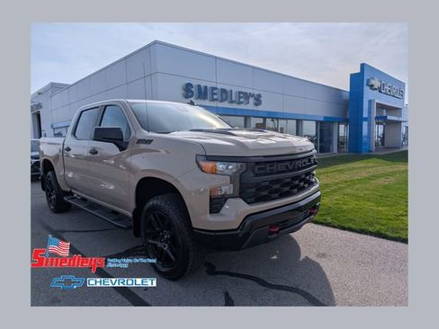 Used 2023 Chevrolet Silverado 1500 Custom Trail Boss w/ LPO, Dark Essentials Package AWD/4WD image 1