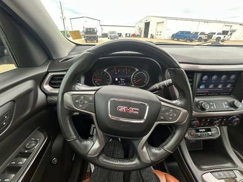 Used 2020 GMC Acadia AT4 w/ GMC Pro Grade Package AWD/4WD image 18