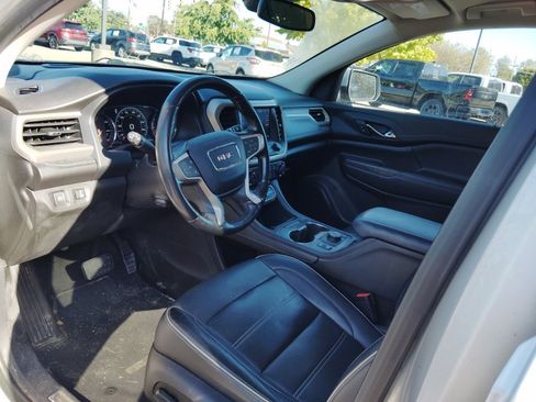 Used 2020 GMC Acadia Denali image 11