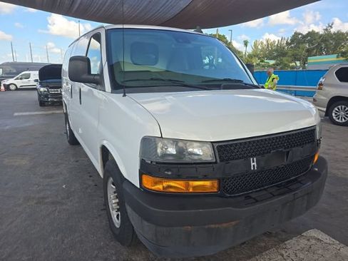 Used 2019 Chevrolet Express 2500 RWD image 1