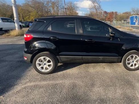 Used 2021 Ford EcoSport SE image 9