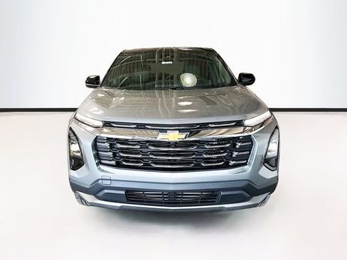 New 2026 Chevrolet Equinox LT w/ Convenience Package II FWD image 4