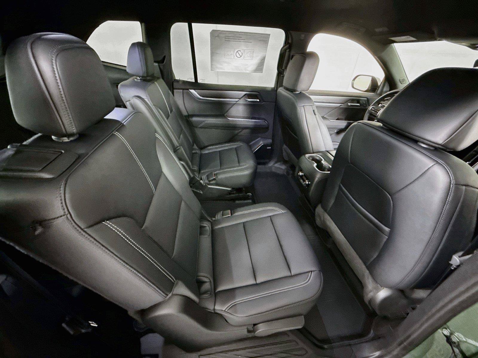 New 2027 GMC Acadia Elevation w/ Elevation Premium Package AWD/4WD image 22