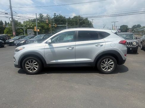Used 2016 Hyundai Tucson SE w/ Option Group 02 AWD/4WD image 7