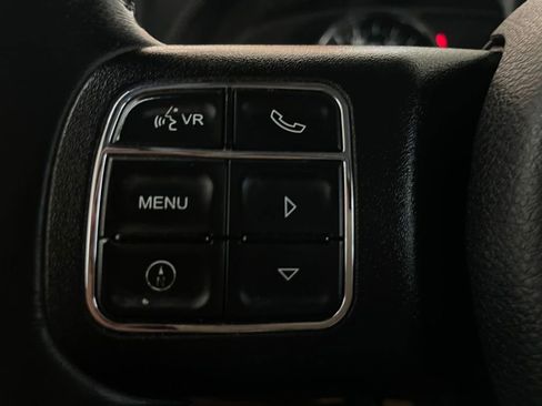 Used 2016 Jeep Wrangler Unlimited Rubicon w/ Connectivity Group image 25