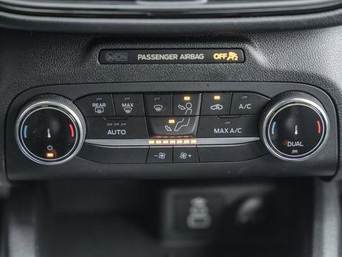 Used 2025 Ford Escape ST-Line image 26