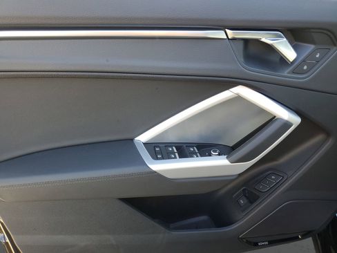 New 2025 Audi Q3 2.0T Premium image 20