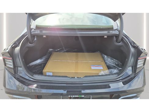 Used 2026 Hyundai Sonata SEL FWD image 10