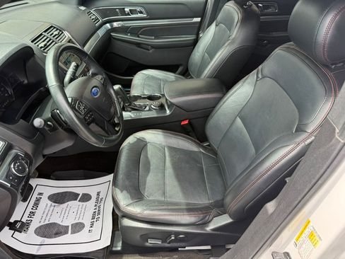 Used 2017 Ford Explorer Sport AWD/4WD image 13