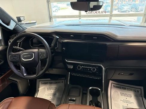 Used 2024 GMC Sierra 2500 Denali Ultimate AWD/4WD image 26