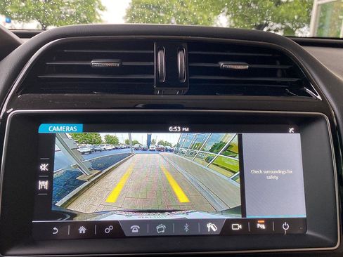 Used 2020 Jaguar F-PACE Premium AWD/4WD image 36