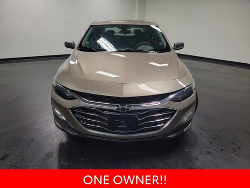 Used 2022 Chevrolet Malibu LS image 3