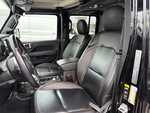 Used 2021 Jeep Gladiator Overland AWD/4WD image 9