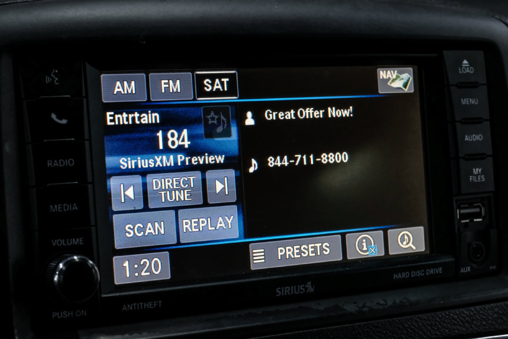Used 2015 Chrysler Town & Country Touring w/ Driver Convenience Group FWD image 31