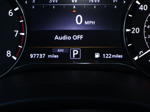 Used 2023 INFINITI QX80 Luxe w/ Cargo Package AWD/4WD image 4