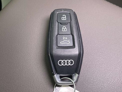 Certified 2025 Audi Q5 Premium w/ Premium Plus AWD/4WD image 43