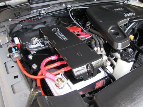 Used 2021 Jeep Gladiator Sport AWD/4WD image 45