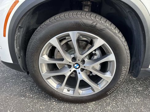 Used 2019 BMW X5 xDrive40i w/ Convenience Package image 10