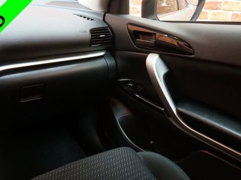Used 2024 Mitsubishi Eclipse Cross LE AWD/4WD image 36