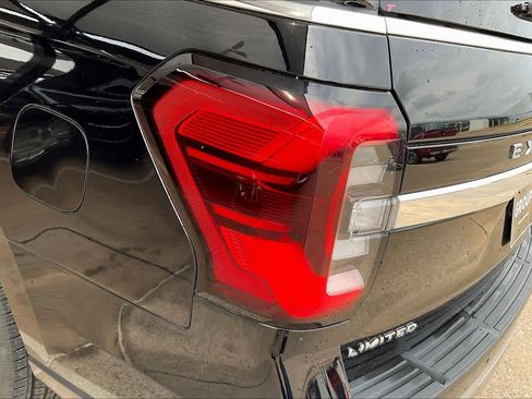 Used 2024 Ford Expedition Max Limited RWD image 29