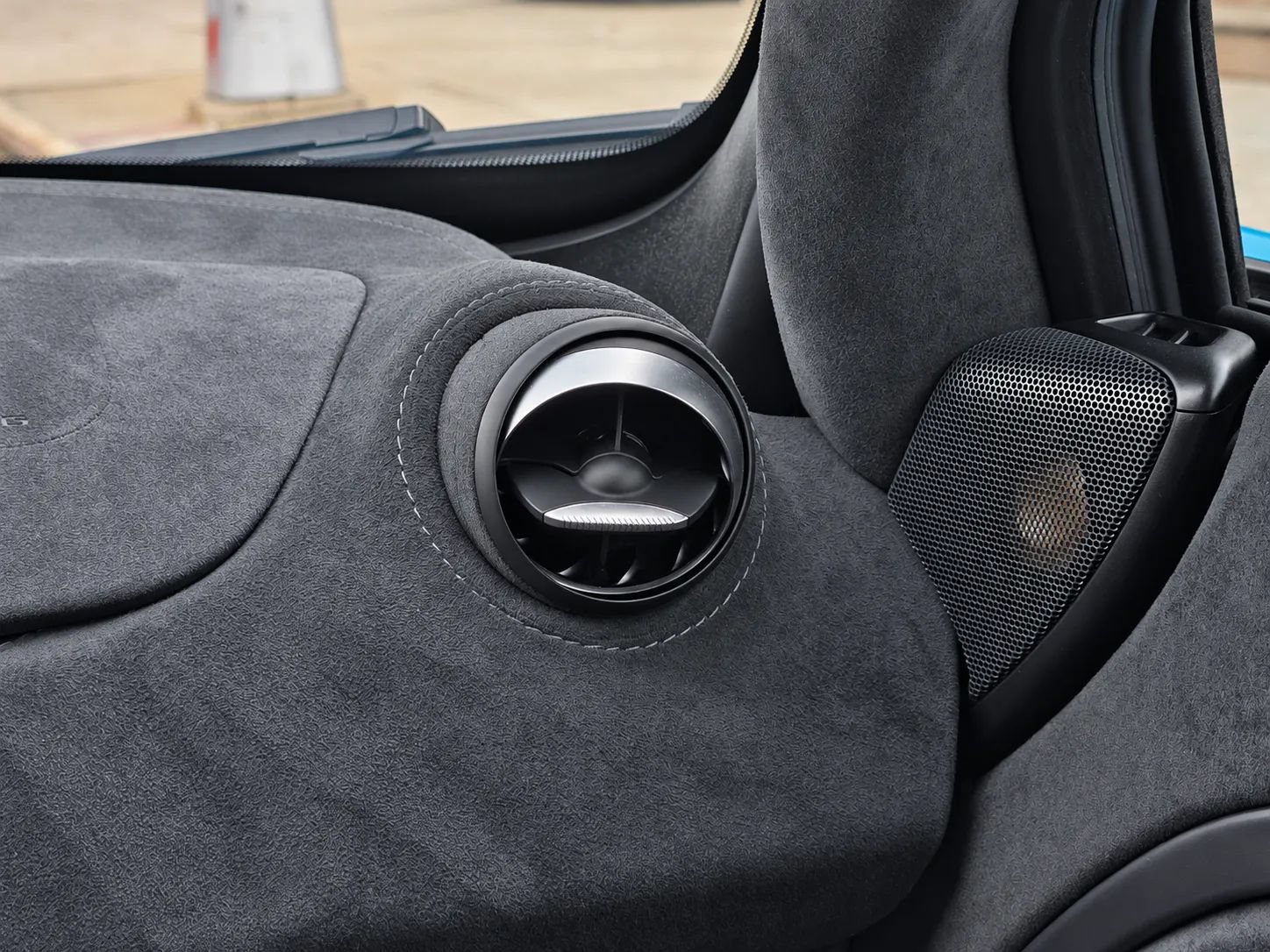 Used 2019 McLaren 720S RWD image 50