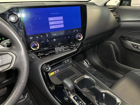 Used 2023 Lexus NX 350 AWD w/ Luxury Package image 28