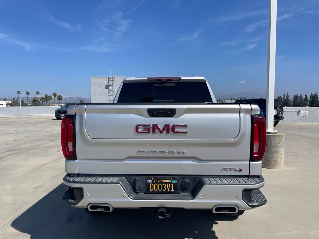 Used 2022 GMC Sierra 1500 AT4 w/ AT4 Premium Package AWD/4WD image 3