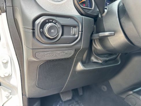 Certified 2024 Jeep Wrangler Unlimited Sahara AWD/4WD image 31