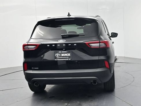 Used 2025 Ford Escape ST-Line FWD image 7